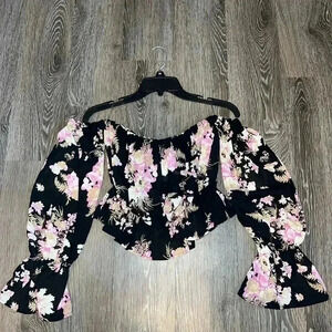 Black Bead off the shoulder floral top size medium